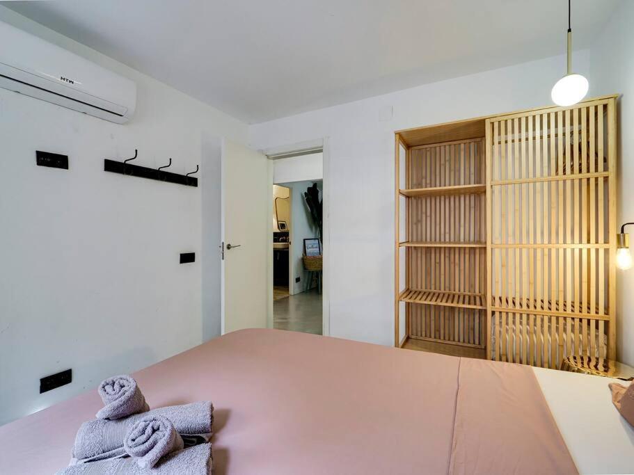 Casa Maria Townhouse- Terrace-4 Bedrooms โอสปิตาเล็ต เดอ โยเบรกัต ภายนอก รูปภาพ