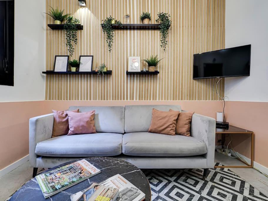 Casa Maria Townhouse- Terrace-4 Bedrooms โอสปิตาเล็ต เดอ โยเบรกัต ภายนอก รูปภาพ