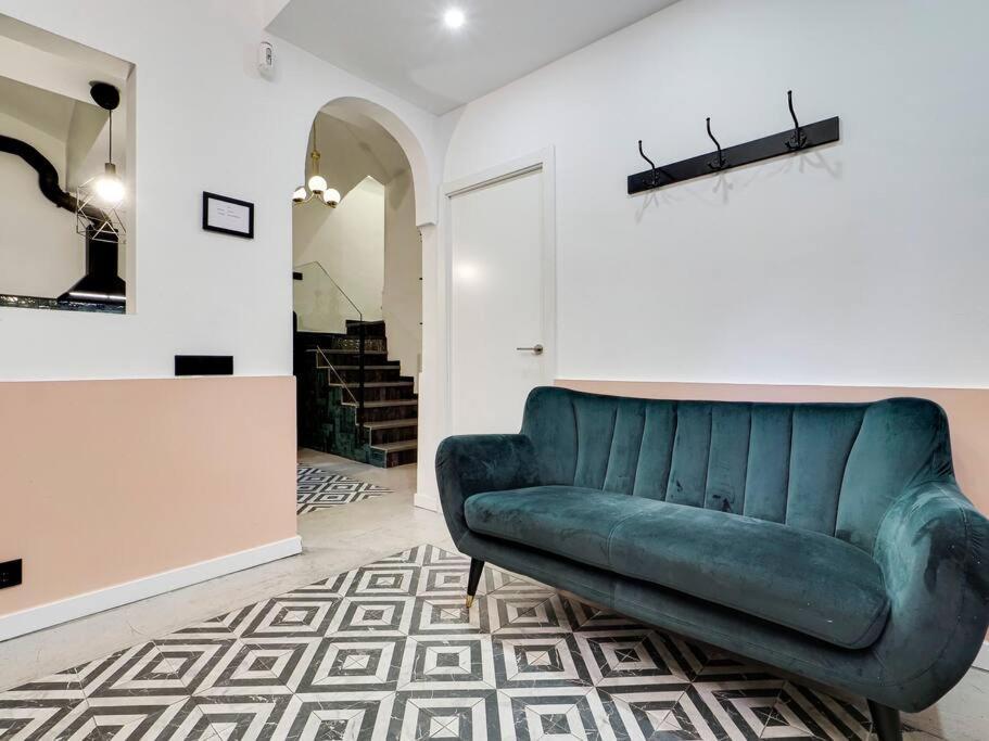 Casa Maria Townhouse- Terrace-4 Bedrooms โอสปิตาเล็ต เดอ โยเบรกัต ภายนอก รูปภาพ