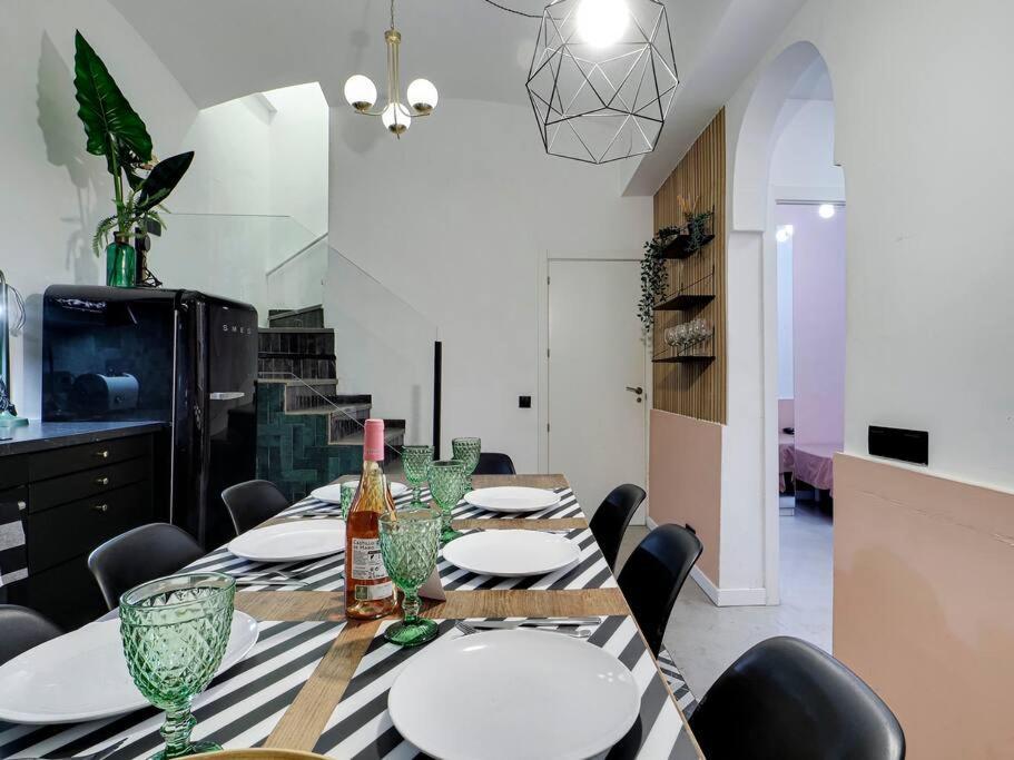 Casa Maria Townhouse- Terrace-4 Bedrooms โอสปิตาเล็ต เดอ โยเบรกัต ภายนอก รูปภาพ