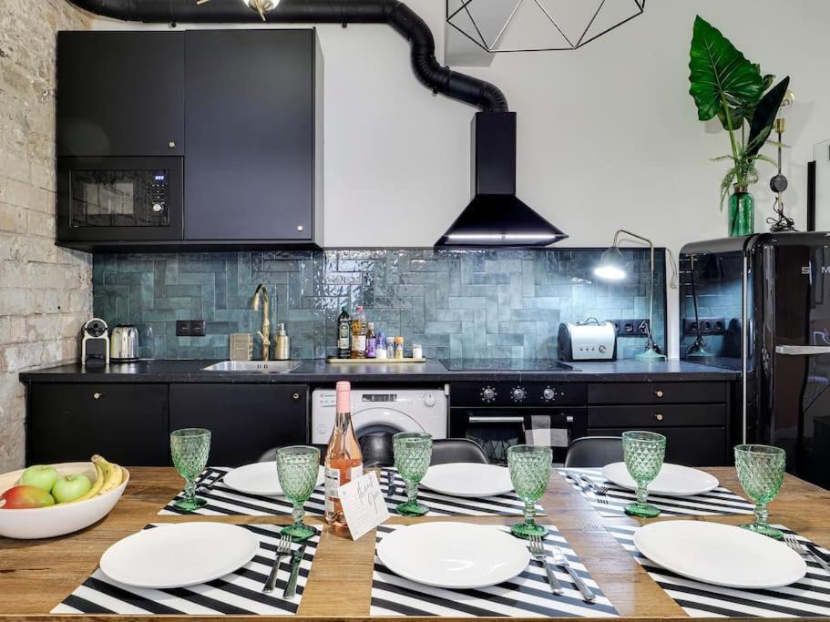 Casa Maria Townhouse- Terrace-4 Bedrooms โอสปิตาเล็ต เดอ โยเบรกัต ภายนอก รูปภาพ