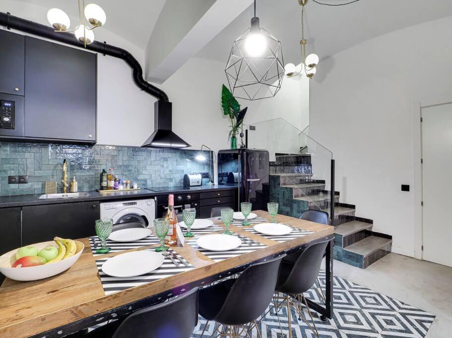 Casa Maria Townhouse- Terrace-4 Bedrooms โอสปิตาเล็ต เดอ โยเบรกัต ภายนอก รูปภาพ